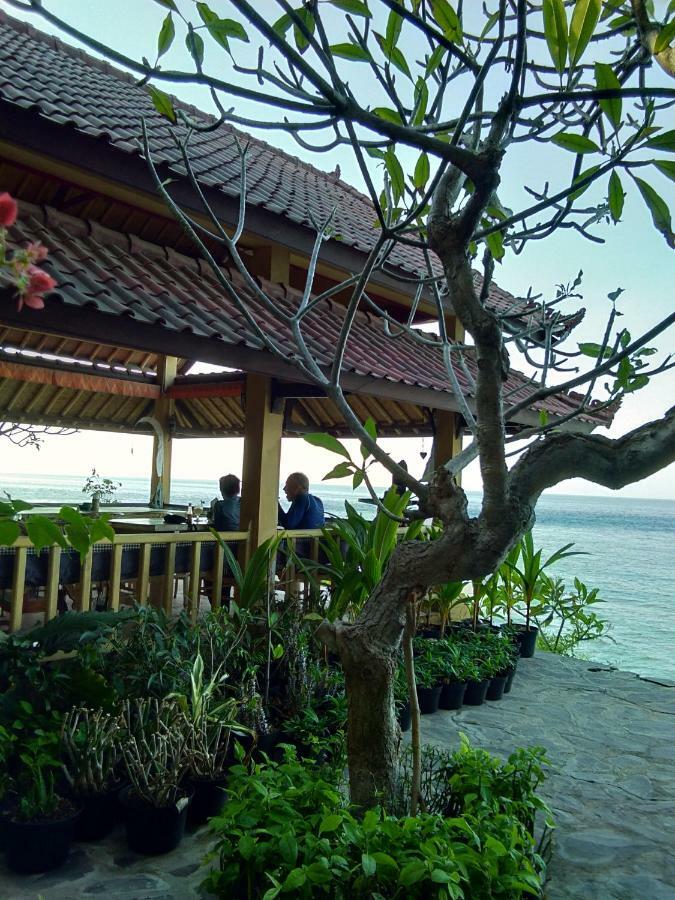 Stairway To Heaven Bungalows And Restaurant Amed Exteriör bild