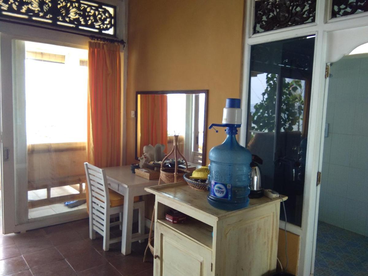 Stairway To Heaven Bungalows And Restaurant Amed Exteriör bild